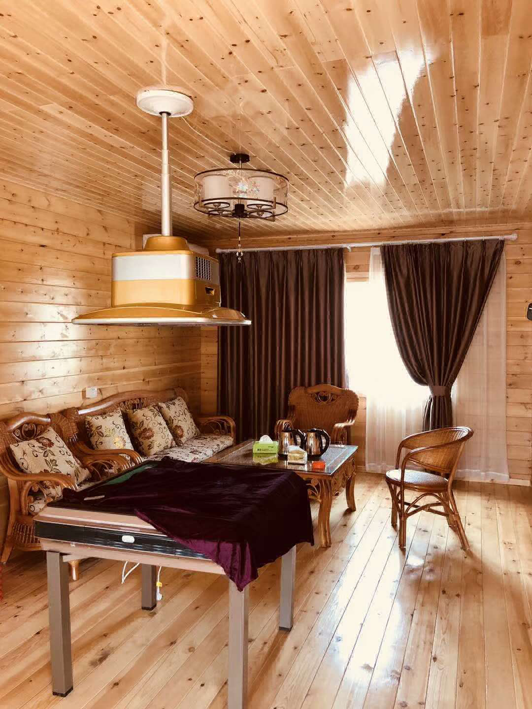 木屋内景图